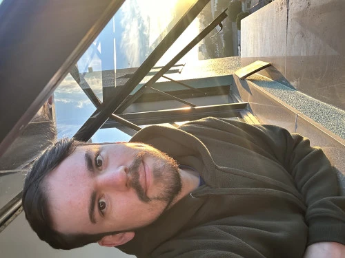 Logo da Charles Machado Hoepner