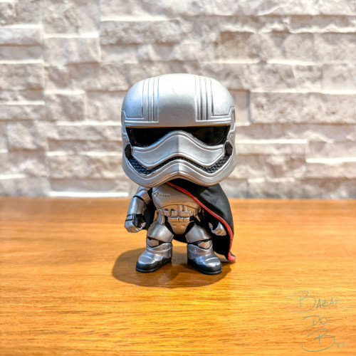 Funko Pop Captain Phasma - Star Wars #65 (S/ Base)-Stars Wars-65