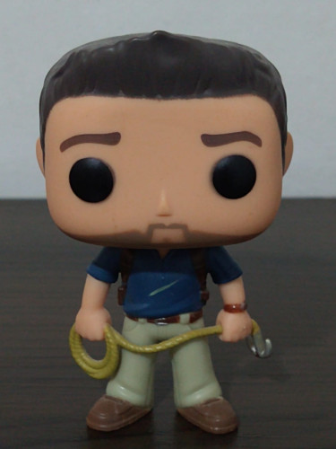 Funko Pop Nathan Drake 88 Caixa Amarelada Com Detalhes / Funko com Detalhes na Pintura - Uncharted 4 - #88