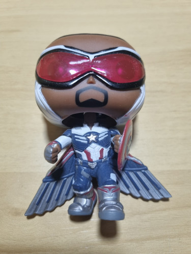 Funko Pop Capitão America / Sam Wilson - The Falcon And The Winter Soldier - #819