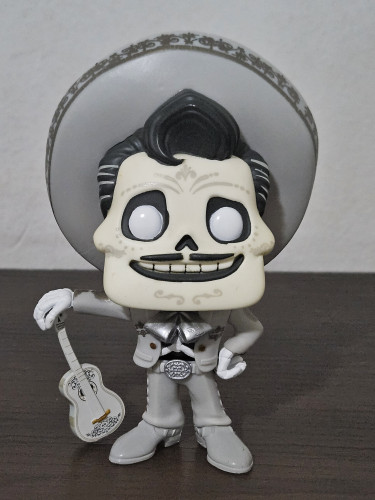 Funko Pop Ernesto 304 Sem Caixa / Sem Base Coco-Viva A Vida é Uma Festa-304