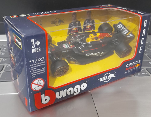  Formula 1 Racing Team # - Produto Original