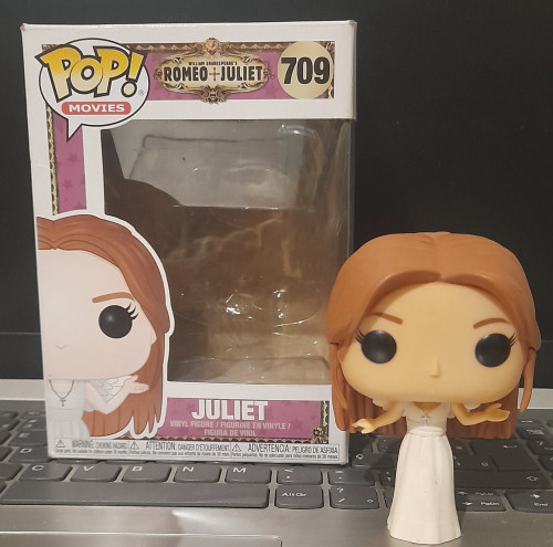 Funko Pop Juliet Romeo E Julieta #709 - Produto Original