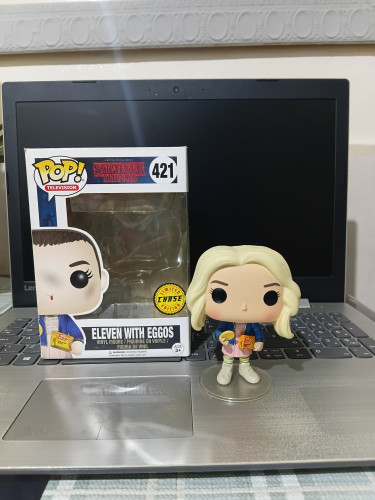 Eleven chase Television Stranger Things #421 - Produto Original