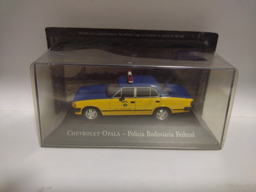 Action Figures Opala Polícia Rodoviária 1/43 - Carros Antigos - #