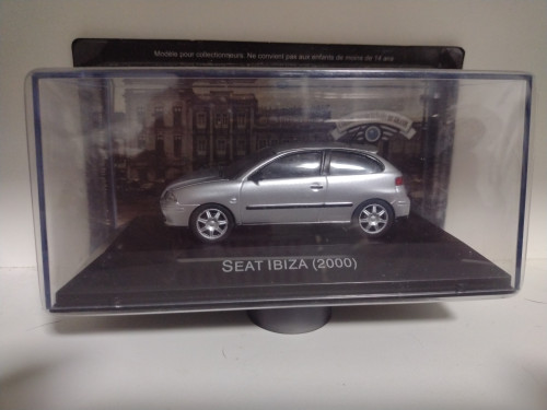 Action Figures Seat Ibiza 2000. 1/43 Carros Antigos # - Produto Original