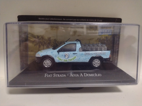 Action Figures Fiat Strada Água à Domícilio. 1/43 - Carros Antigos - #