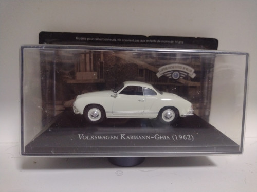 Action Figures Karmann-Ghia 1962. 1/43-Carros Antigos-