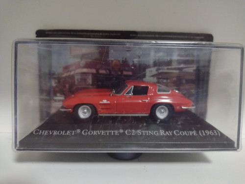 Action Figures Corvette Sting Ray 1963. 1/43 Carros Antigos # - Produto Original