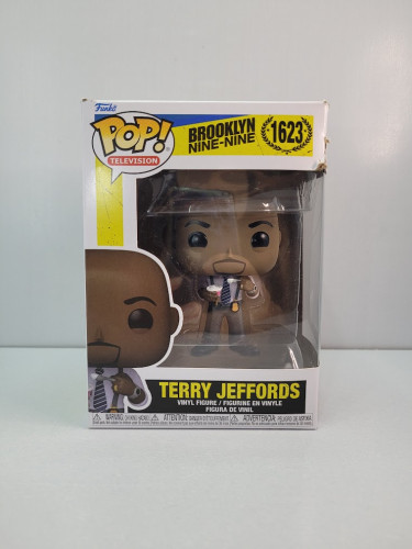 Funko Pop Terry Jeffords (caixa Danificada) Brooklyn Nine-Nine #1623 - Produto Original