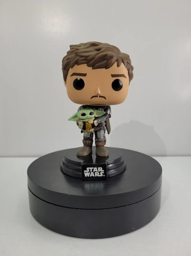 Funko Pop The Mandalorian With Grogu (sem Caixa) - Star Wars  #461