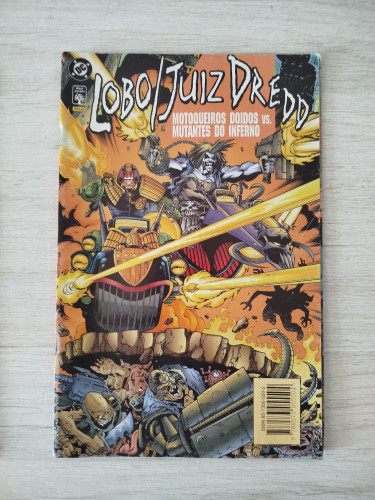Hq Quadrinhos Lobo E Juiz Dredd Motoqueiros Doidos Vs. Mutantes Do