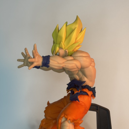 Action Figure Goku SSJ – Dragon Ball Z Banpresto 19cm - Dragon Ball Z - #
