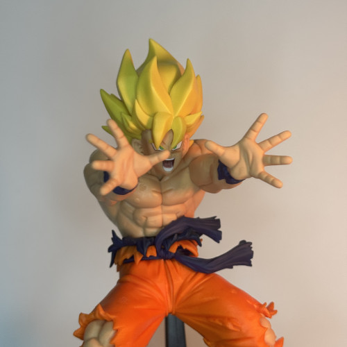 Action Figure Goku SSJ – Dragon Ball Z Banpresto 19cm-Dragon Ball Z-