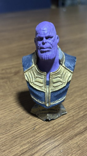 Action Figures - Thanos  Avengers 9 Cm-Marvel Avengers-