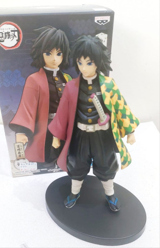 Action Figures Giyu-Demon Slayer-