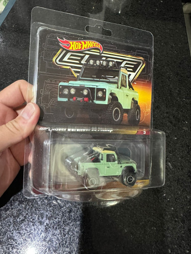 Action Figures Hot Wheels Elite 64 Series Land Rover Defender 90 Pickup - Land Rover - #