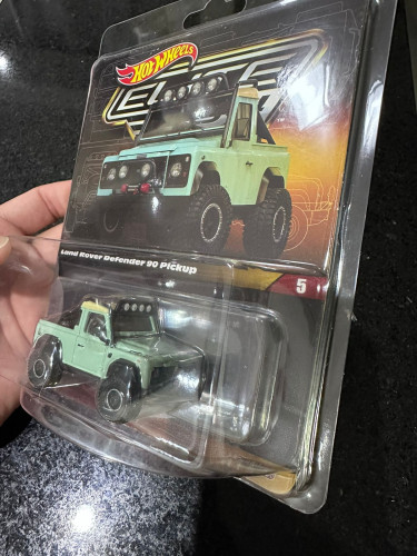 Action Figures Hot Wheels Elite 64 Series Land Rover Defender 90 Pickup - Land Rover - #