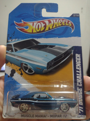 Action Figures Hot Wheels $th Challenger Sports Legends # - Produto Original
