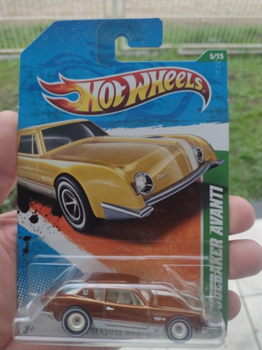 Action Figures Hot Wheels $th Studebaker Hot Wheels # - Produto Original