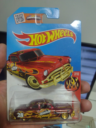 Action Figures Hot Wheels $th Z4 Hudson Hornet Sports Legends # - Produto Original