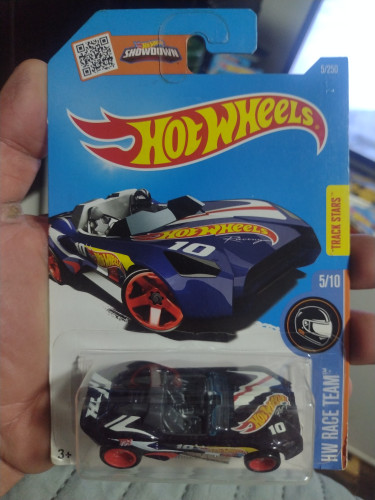 Action Figures Hot Wheels Carbonic $th Sports Legends # - Produto Original