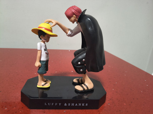 Action Figures Luffy & Shanks One Piece One Piece # - Produto Original
