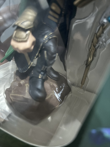 Action Figures Minico. Loki - Iron Studios (autografado) - Marvel Studios - #