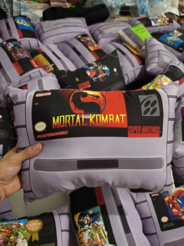 Almofada Mortal Kombat - NerdDog Store - Liu Kang Khan Snes Kitana Cage Raiden Scorpion Nenhuma # - Produto Original