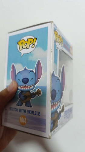 Amassado - Funko Pop 1044 - Stitch - Veja Descrição - Lilo E Stitch - #1044