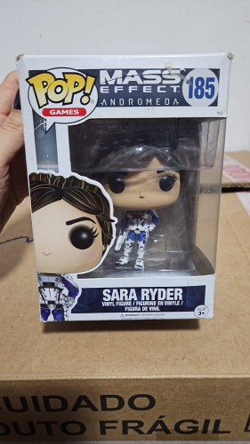 Amassado - Funko Pop 185 - Sara Ryder - Veja Descrição-Mass Effect-185