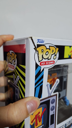 Amassado - Funko Pop 236 - Music Television  Veja Descrição - AD Icons - #236
