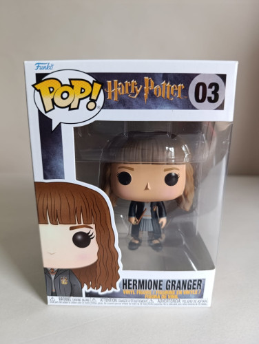 Amassado - Funko Pop 3 - Hermione ( NARIZ RISCADO ) - Veja Descrição Harry Potter #3 - Produto Original