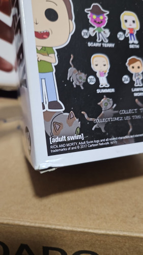 Amassado - Funko Pop 302 - Jerry - Veja Descrição - Rick And Morty - #302