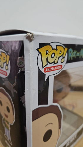 Amassado - Funko Pop 302 - Jerry - Veja Descrição - Rick And Morty - #302