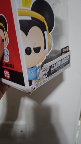 Amassado - Funko Pop 515 - Gamer Mickey - Veja Descrição - Disney - #515