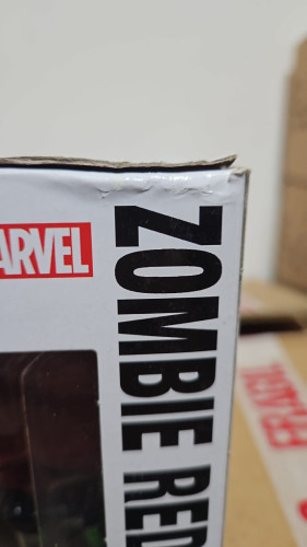 Amassado - Funko Pop 668 - Zombie Red Skull - Veja Descrição - Marvel - #668