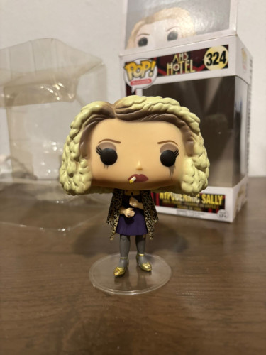 American Horror Story Hotel Hypodermic Sally-American Horror Story-324