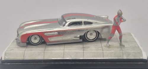  Ultraman # - Produto Original