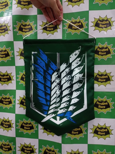 Bandeira Attack on Titan - NerdDog Store - Shingeki no Kyojin Ackerman Eren Colossal Titã Nenhuma # - Produto Original