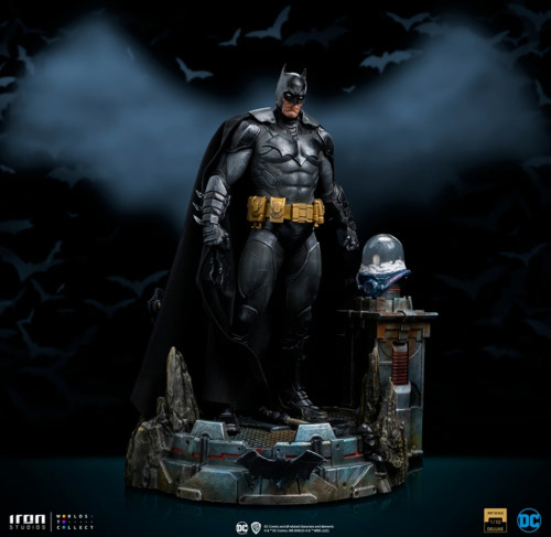 Action Figures Batman Unleashed Deluxe Iron Studios-Dc Comics-