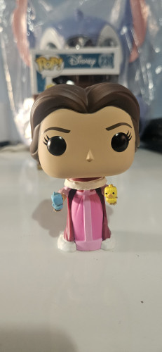 Funko Pop Belle Hot Topic - The Beauty & The Beast - #241