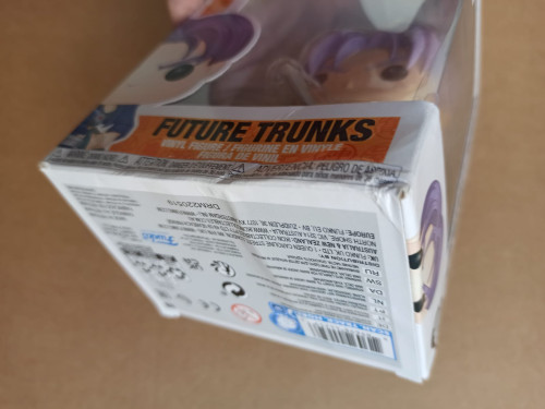 Caixa Danificada Olhe Fotos Funko Pop Dragon Ball Future Trunks 702 - Dragon Ball - #702