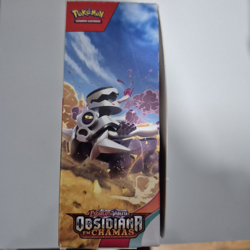 Caixa de Booster - Escarlate e Violeta - Obsidiana em Chamas: O lacre original da caixa foi levemente comprometido. - Copag - #
