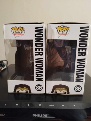 Caixas E Blisteres Dos Funkos Pop Batman Vs Superman Wonder Woman Regular E Bam Exclusivo (leia A Descrição Do Anúncio E Veja Fotos) - DC Batman Vs Superman - #86