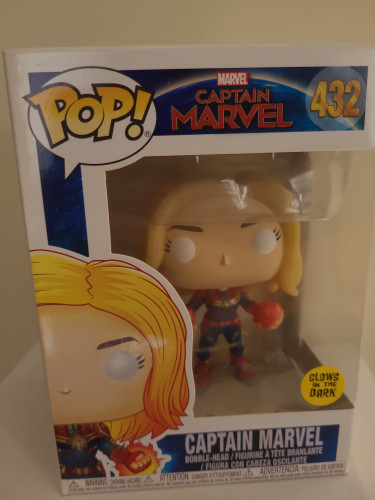 Funko Pop Capitã Marvel 432 Glows in the Dark-Capita Marvel-432