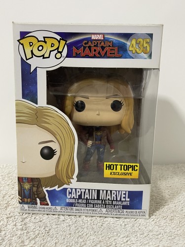 Funko Pop Captain Marvel - Hot Topic Exclusive - Captain Marvel - #435