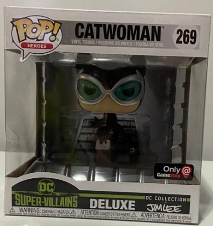 Funko Pop Catwoman Deluxe - Exclusivo Gamestop-DC Super Villains Deluxe-269