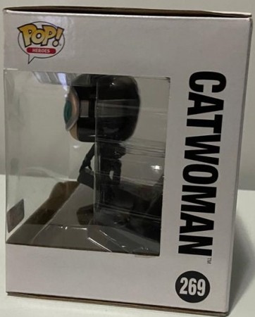 Funko Pop Catwoman Deluxe - Exclusivo Gamestop - DC Super Villains Deluxe - #269