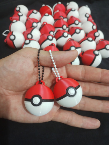 Chaveiro Pokebola - NerdDog Store - Pokeball Pokemon Pikachu Charizard Bulbasaur Mimikyu Nenhuma # - Produto Original